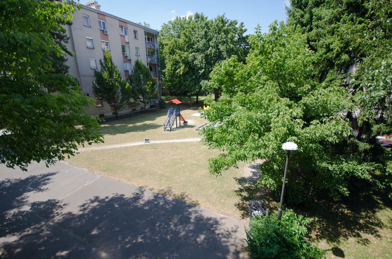 Apartment Near The Train Station Любляна Екстериор снимка